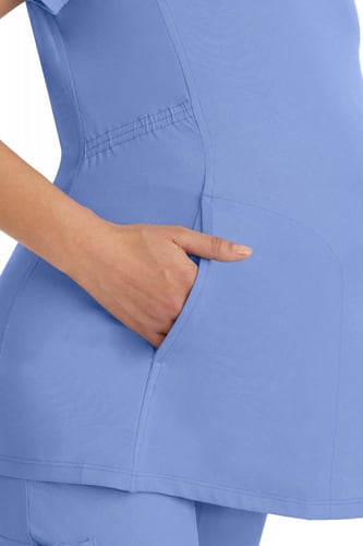 ملابس طبية للحوامل | بلوزة