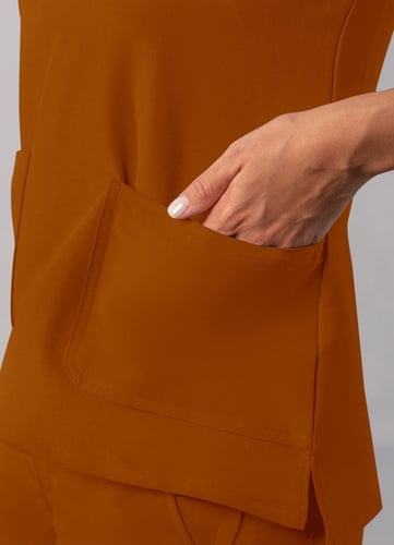 بلوزة سكراب طبي | ادار