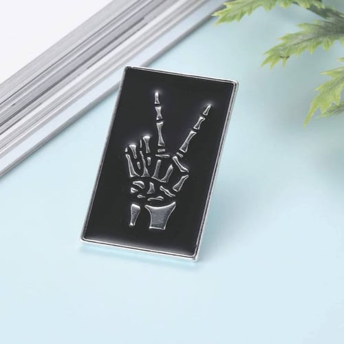 بروش هيكل عظمي اليد| Medical brooch