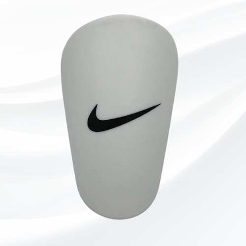 واقي الساق Nike