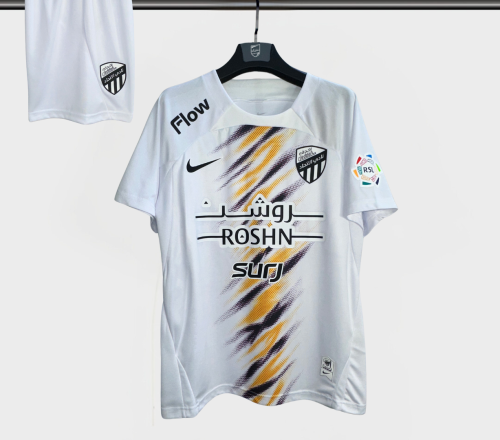 طقم النمور الاحتياطي 2025