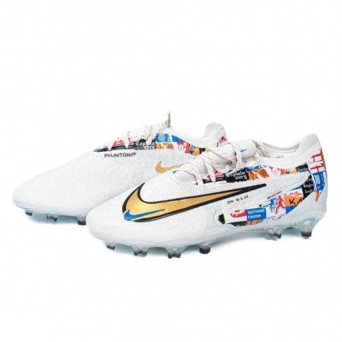 جزمة كرة قدم Nike