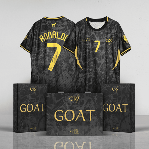 طقم GOAT-CR7 فئة لاعبين الحصري في ناديك