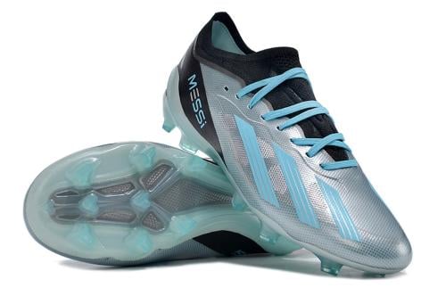 جزمة كرة قدم adidas