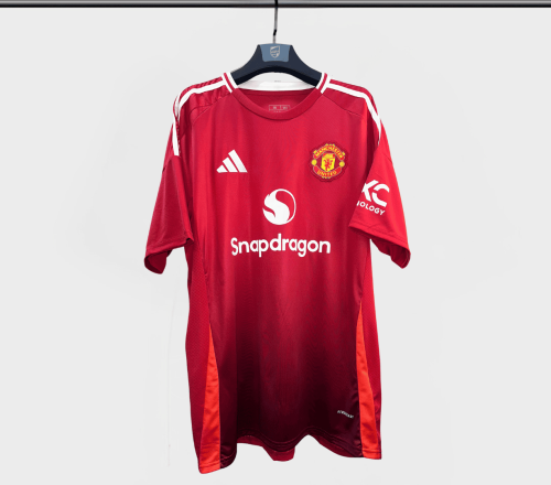 تيشيرت مانشستر يونايتد الاساسي جامبو 2025