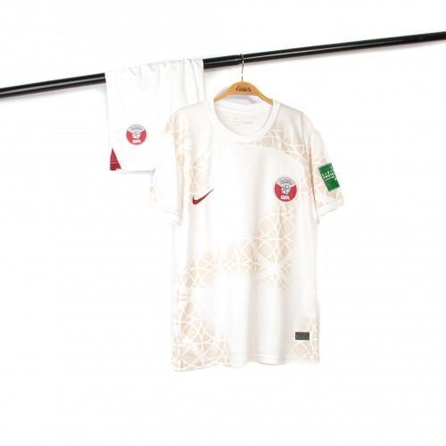 طقم قطر الاحتياطي 2022-2023