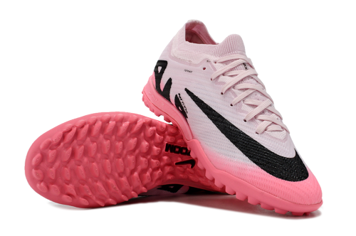 جزمة كرة قدم Nike