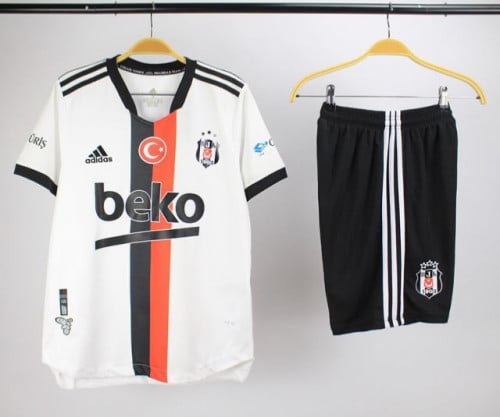 طقم بشكتاش الاساسي