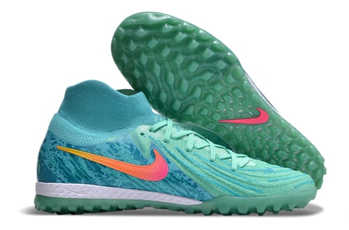 جزمة كرة قدم Nike