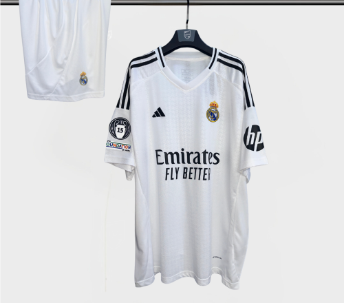 طقم ريال مدريد الاساسي جامبو 2025