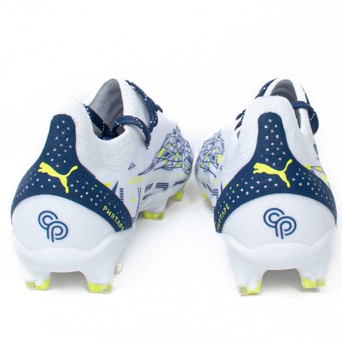 جزمة كرة قدم PUMA1