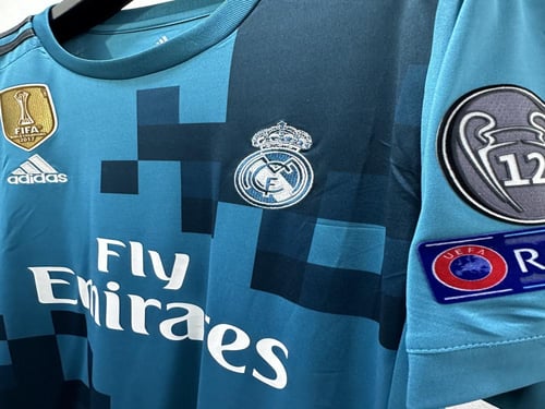 تيشيرت ريال مدريد 2017-2018 كلاسيك1