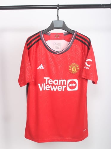 طقم مانشستر يونايتد الاساسي 2024