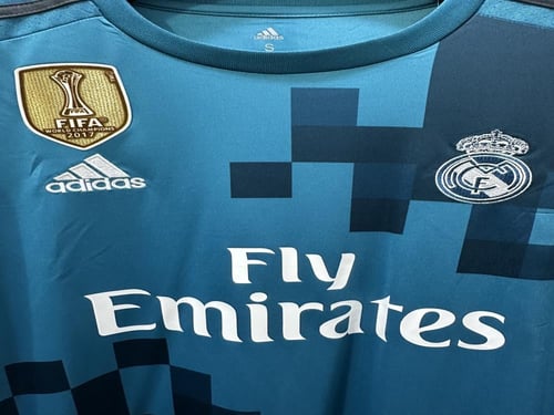تيشيرت ريال مدريد 2017-2018 كلاسيك1