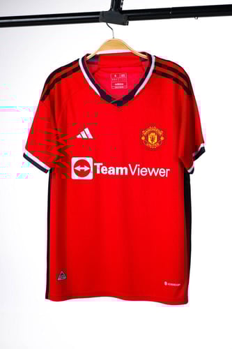 طقم مانشستر يونايتد 2024