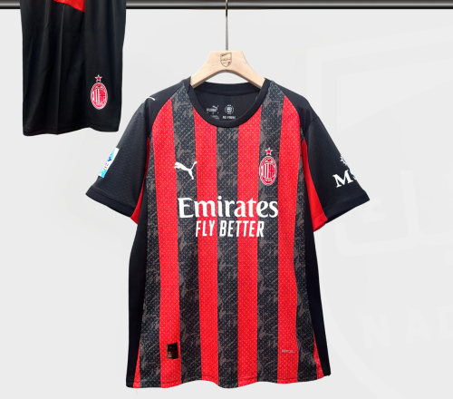 طقم اي سي ميلان الاساسي 2025-2026