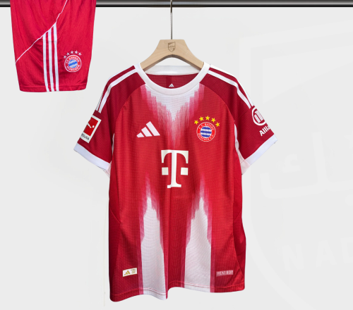 طقم بايرن ميونخ الاساسي 2025-2026