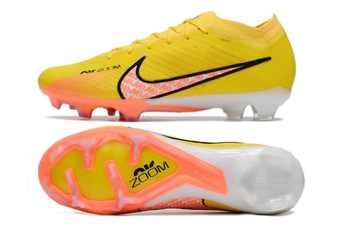 جزمة كرة قدم 3Nike