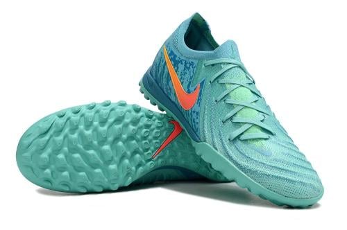 جزمة كرة قدم Nike