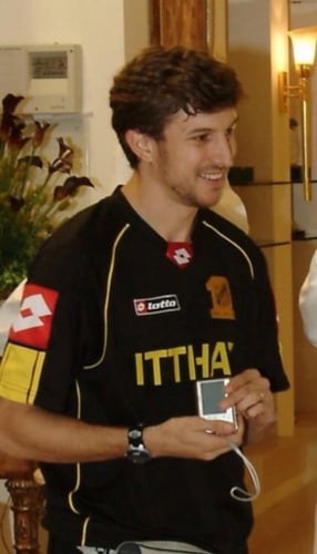 الطقم الكلاســيكي 2005