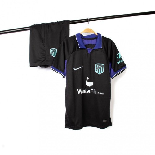 طقم اتلتيكو مدريد الاحتياطي 2023