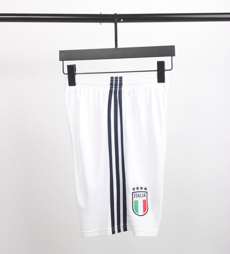 طقم ايطاليا الاساسي 2024/2023