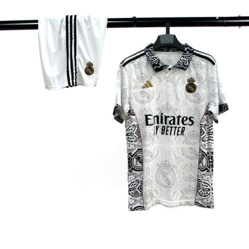 طقم ريال مدريد نسخة خاصة