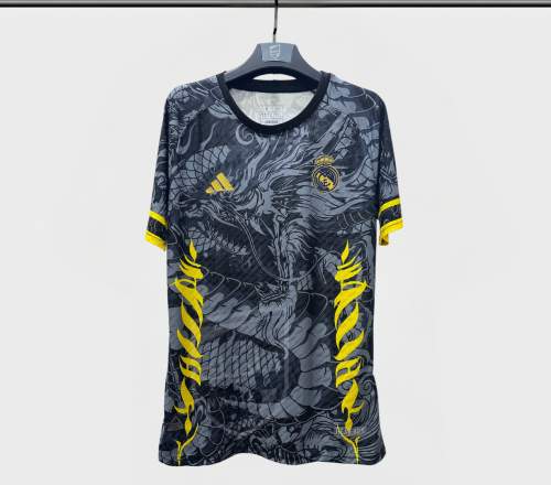 قميص ريال مدريد نسخة خاصة فئة لاعبين 2025