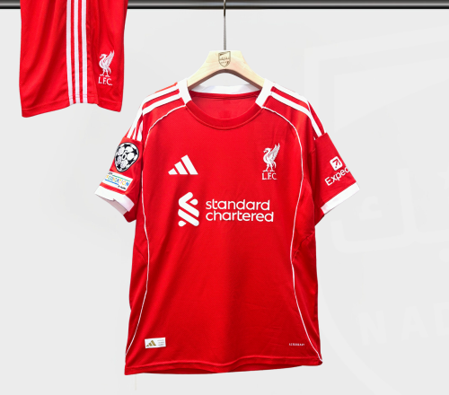 طقم ليفربول الاساسي نسخة ابطال اوروبا 2026