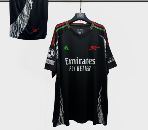 طقم ارسنال الاحتياطي جامبو 2025