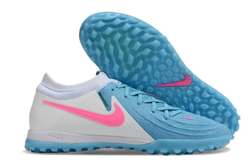 جزمة كرة قدم Nike