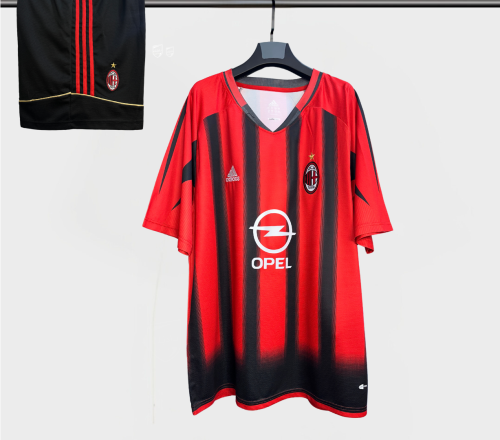 طقم اي سي ميلان كلاسيك جامبو 2004-2005