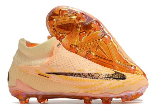 جزمة كرة قدم Nike