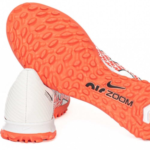 جزمة كرة قدم NIKE6