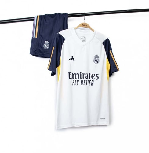 طقم ريال مدريد التمرين 2024