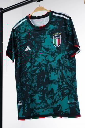 طقم ايطاليا نسخة خاصة 2024