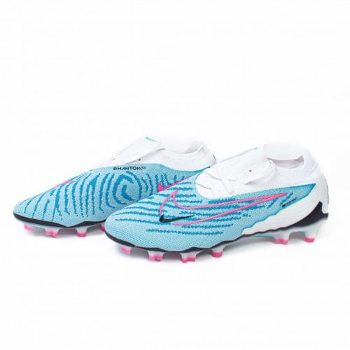 جزمة كرة قدم Nike