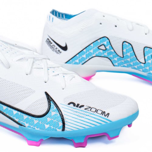 جزمة كرة قدم NIKE