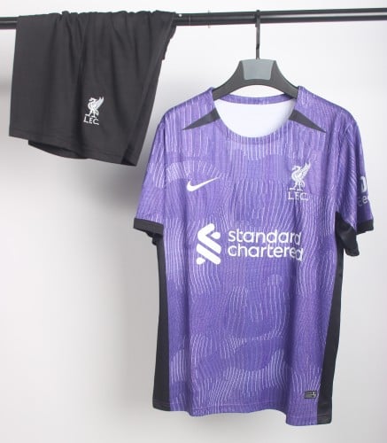 طقم ليفربول الاحتياطي 2024/2023