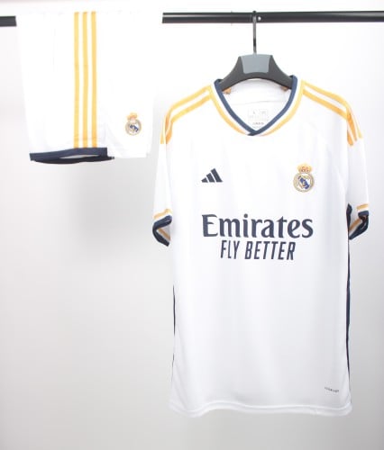 طقم ريال مدريد الاساسي 2024