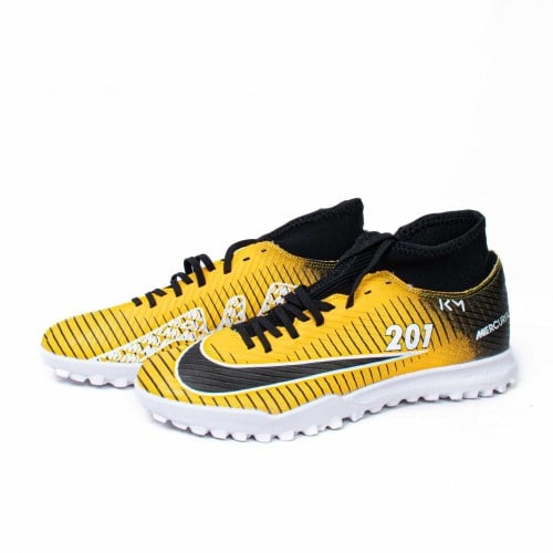 بوت ولادي Nike