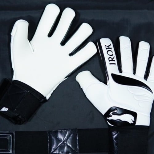 قفازات الحراسة ابيض مع اسود