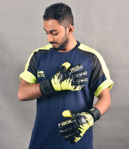 قفاز الحراس اصفر مع اسود