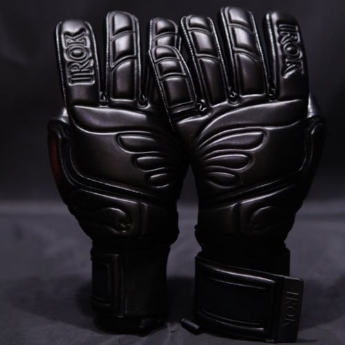 قفازات كره القدم برو اسود كامل