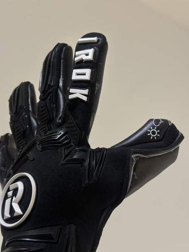 قفاز حراس مرمى SUPER اسود