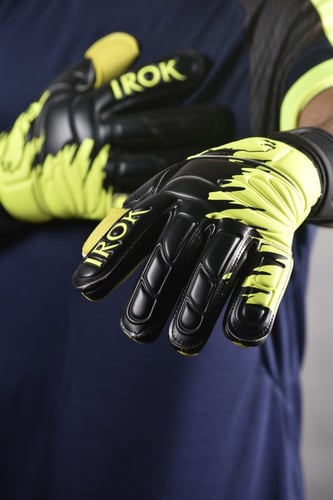 قفاز الحراس اصفر مع اسود