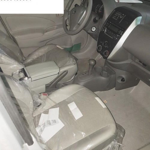 تكاية صني (الشكل القديم )موديل 2013 الى 2023 لون ر...