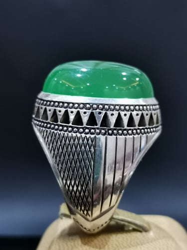 خاتم الفضة بحجر عقيق خرساني ايراني أخضر بصياغة الخ...