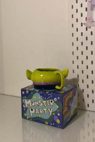 Alien mug