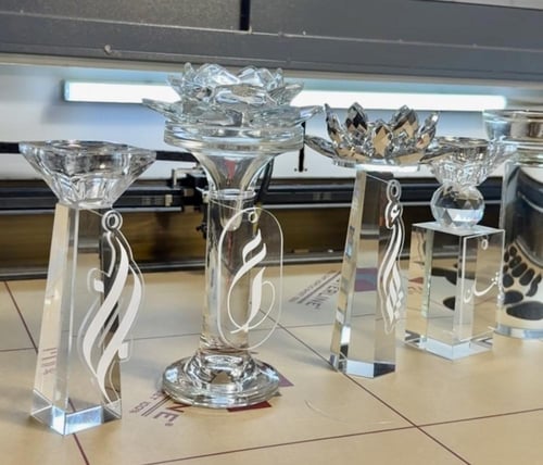 لوقو اكريليك بحروف او اسمك الخاص تفصيل حسب الطلب ل...